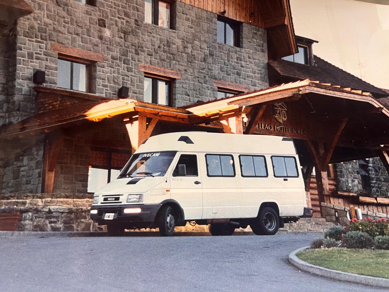 Primera unidad de transporte de Vivir Viajes en el Llao Llao Hotel
